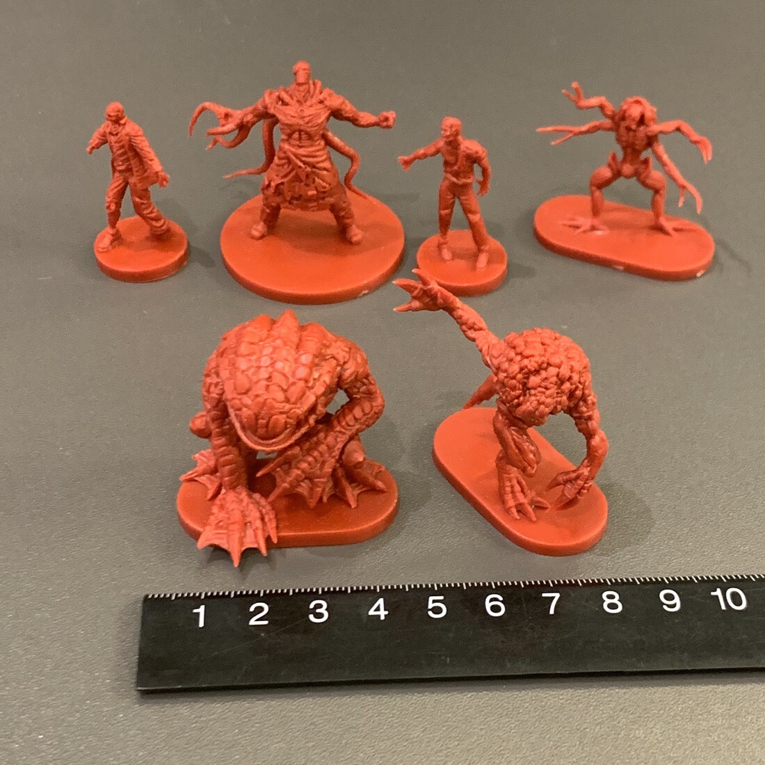 Miniaturas de Monstruos Cazado - Board Game Zombie reseña y precio